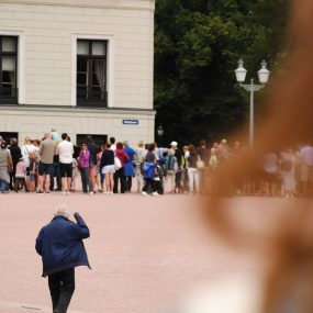 Change of the guard crowd outside the Royal Palace in Oslo.